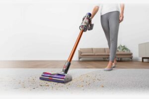 dyson-cyclone-v10-1