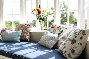 bay-window-pillow-image-of-colorful-bay-window-cushions-bay-window-seat-cushion-tutorial