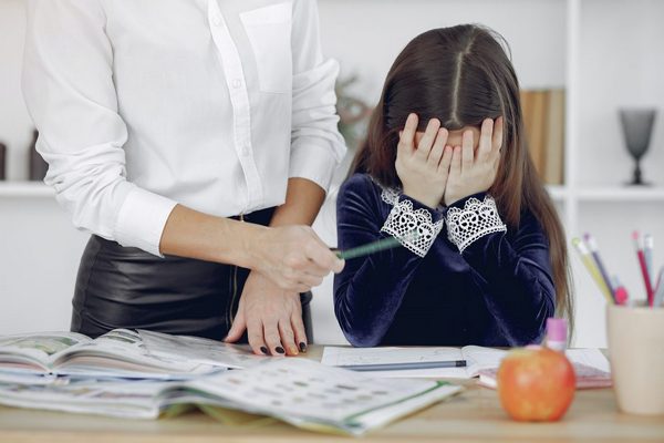 6 фраз, которые нельзя говорить в ссоре со своим ребенком