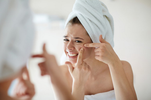 Рецепты устранения белых точек на лице: советы косметолога