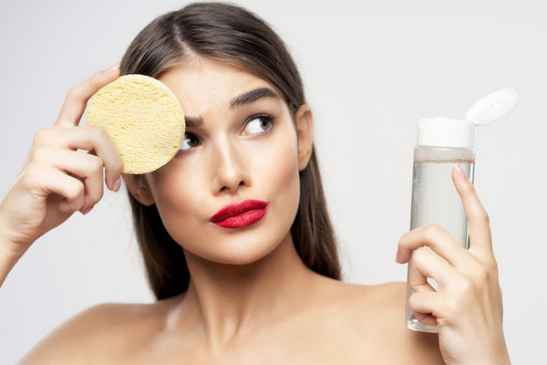 Смываемся: 6 мифов об очищении кожи