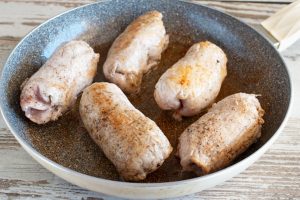 Meat rolls, mushroom and cheese filling.pan fried Step by step cooking