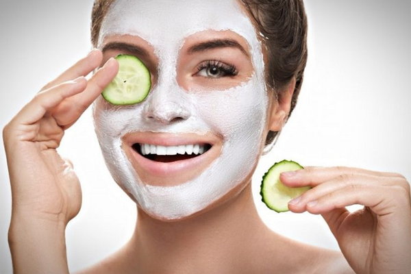 Как быстро и эффективно увлажнить кожу: домашняя маска из огурца за 5 минут – рецепт