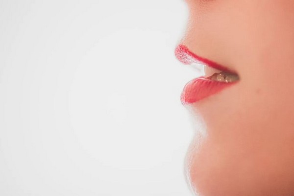 Как по запаху изо рта определить повышение уровня сахара в крови