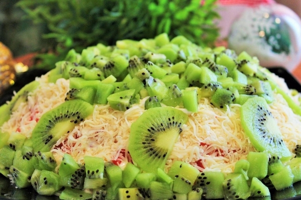 «Изумудный» салат на праздничный стол