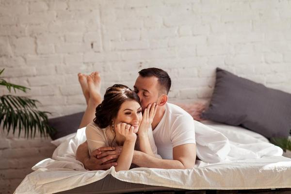 Почему исчезает любовь к партнеру: 9 основных причин