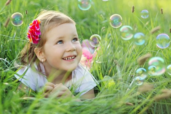 Как определить, что ваш ребенок вырастет счастливым: главные признаки