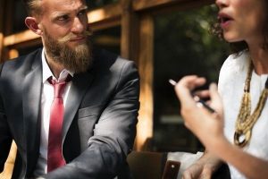 Как оптимизировать работу своего тела и жестов, чтобы производить о себе лучшее впечатление с первого раза
