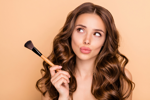 Правила универсального макияжа, подходящие почти всем женщинам
