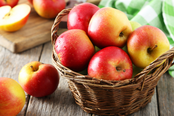 Что будет с вашим организмом если вы будете съедать по яблоку в день