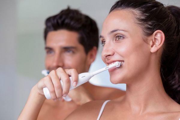 8 причин купить электрическую зубную щетку