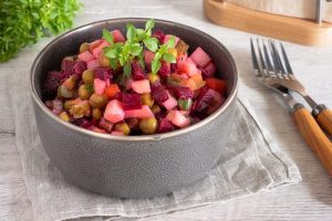 Ленивый вариант приготовления винегрета, по которому овощи варятся всего пару минут