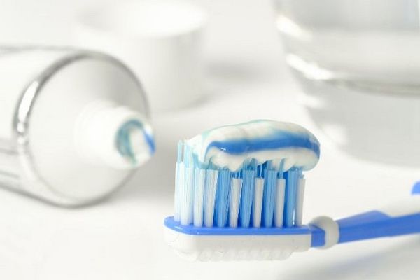 Стоит ли экономить зубную пасту при чистке и нужно ли ее дежурить