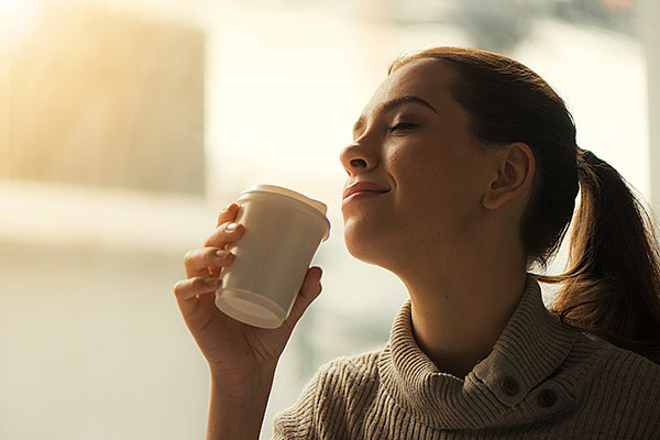 Почему от употребления кофе выпадают волосы и как это предотвратить