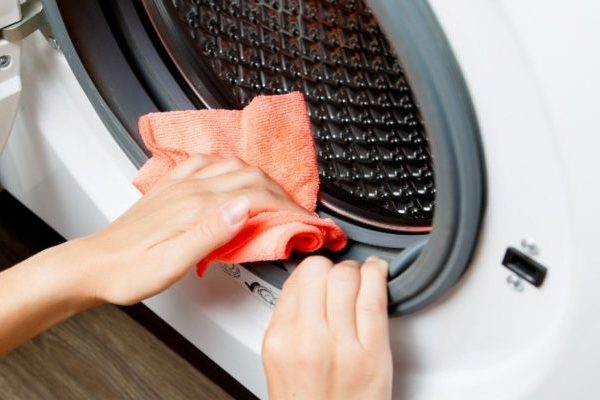 Как очистить резинку стиральной машины от грязи и налета с помощью соды
