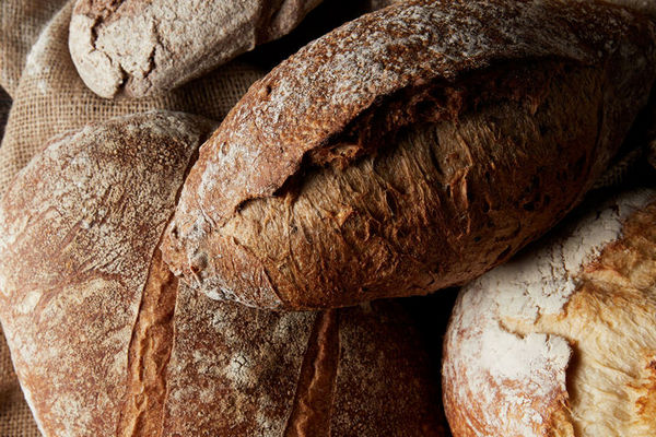 Диетологи назвали безопасную норму хлеба в день