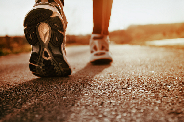 Почему при гипертонии и диабете нужно больше ходить пешком