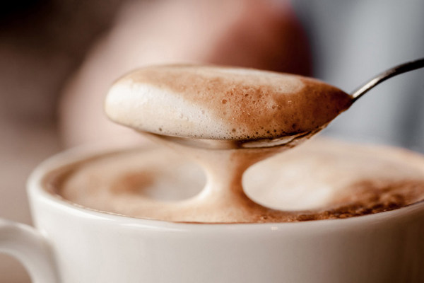 Кофе в молоко или молоко в кофе: как правильно готовить напиток