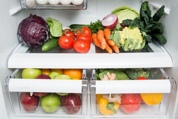Ошибки, из-за которых ваши продукты в холодильнике скоропортятся