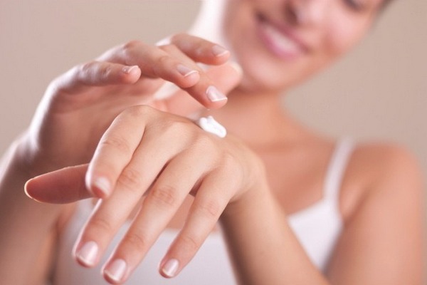 Как правильно мыть руки, чтобы избежать сухости и шелушения кожи