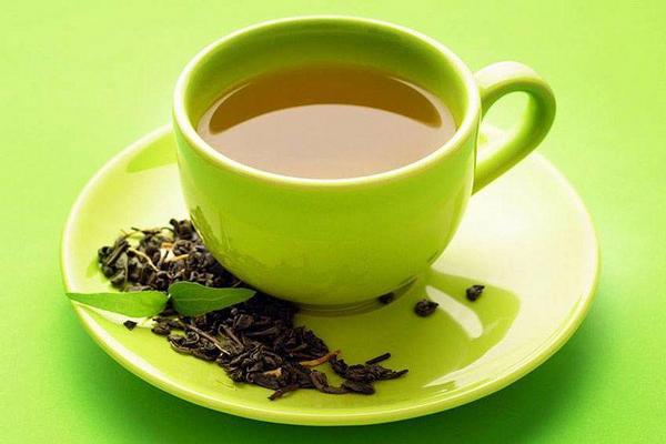 Врачи объяснили, какой травяной чай способствует долголетию