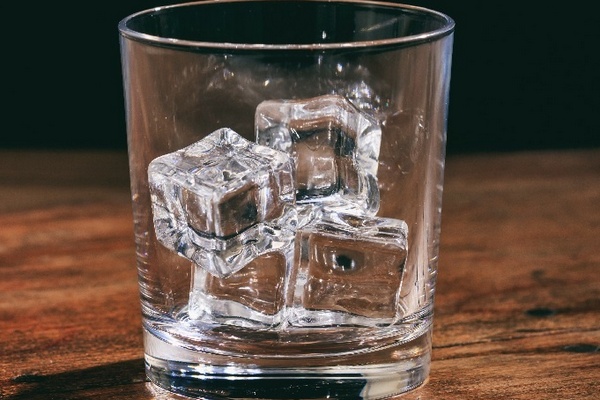 Как сделать прозрачный лед самостоятельно в домашних условиях: небольшая хитрость