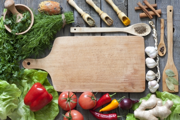 Угроза на вашей кухне: ученые выяснили, какие разделочные доски опасны для здоровья