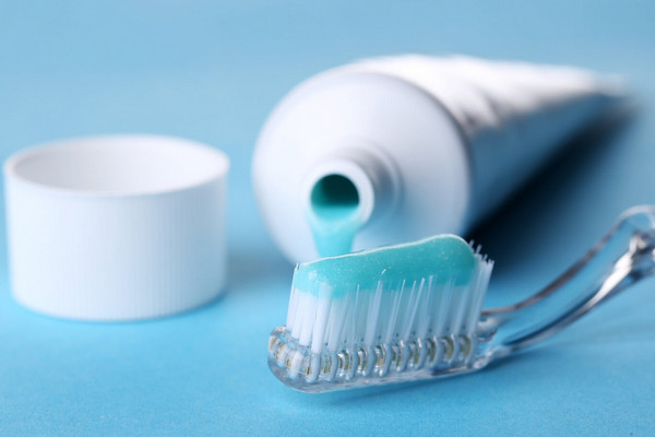 Как часто нужно менять зубную пасту: вы точно такого не знали