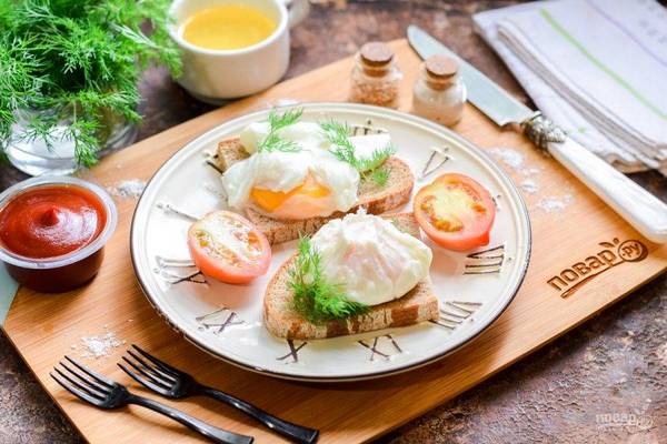 Повара рассказали секрет приготовления яйца пашот с помощью пищевой пленки