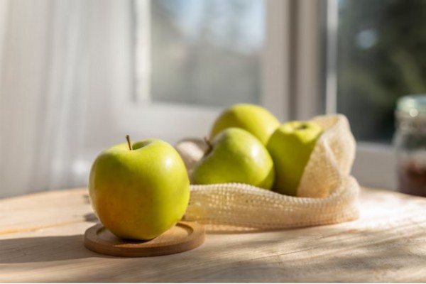 Популярный миф развеян: врачи заявили, что яблоки не подходят для перекуса