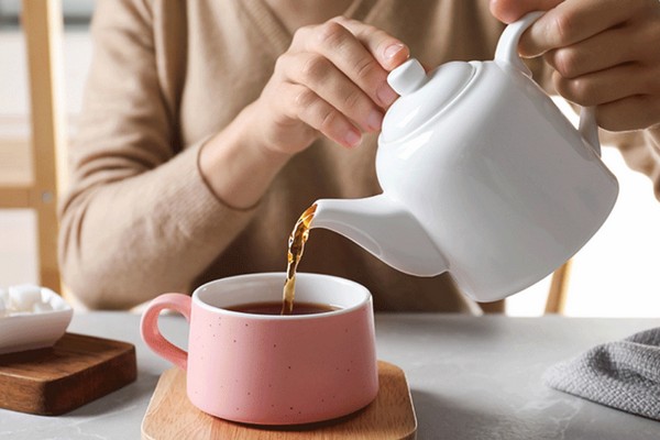 Чай или кофе: какой напиток поможет лучше начать день