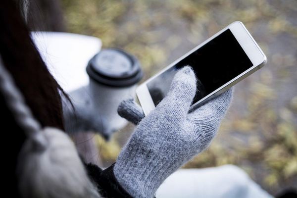 Эффективные способы защитить смартфон от холода: будет работать при любом морозе