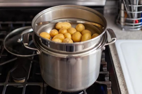 Зачем добавлять сахар при варке картофеля: не каждая хозяйка знает