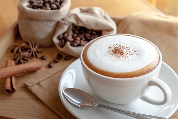Простая добавка: диетологи рассказали, как напитать кофе антиоксидантами