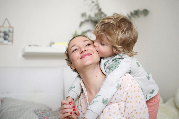 Как укрепить эмоциональную связь с ребенком