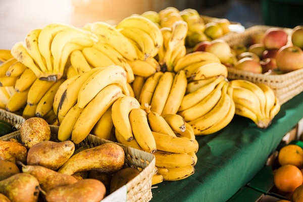 Даже спелые бананы не будут чернеть неделю — правила хранения